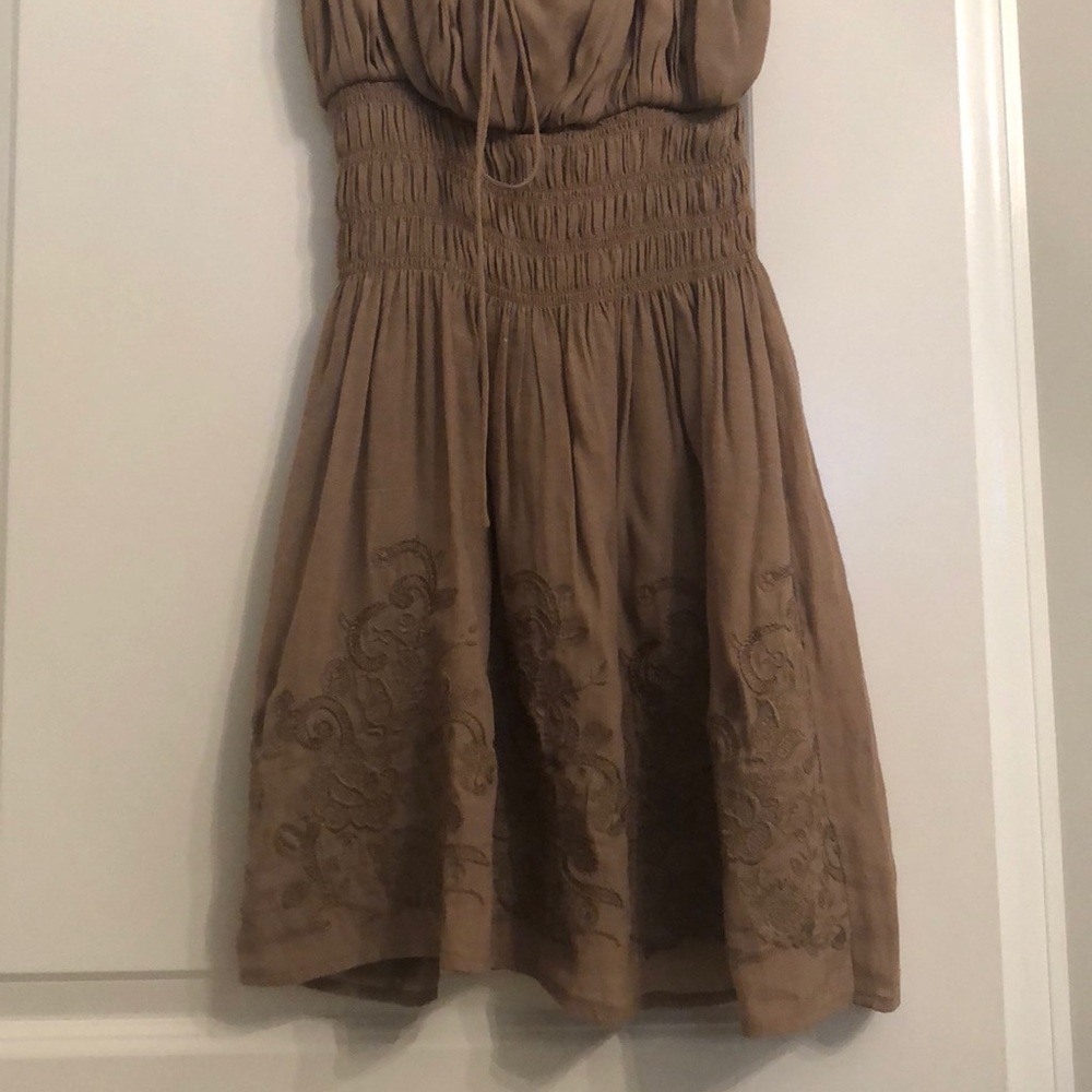 Dress - Picture 2 of 3
